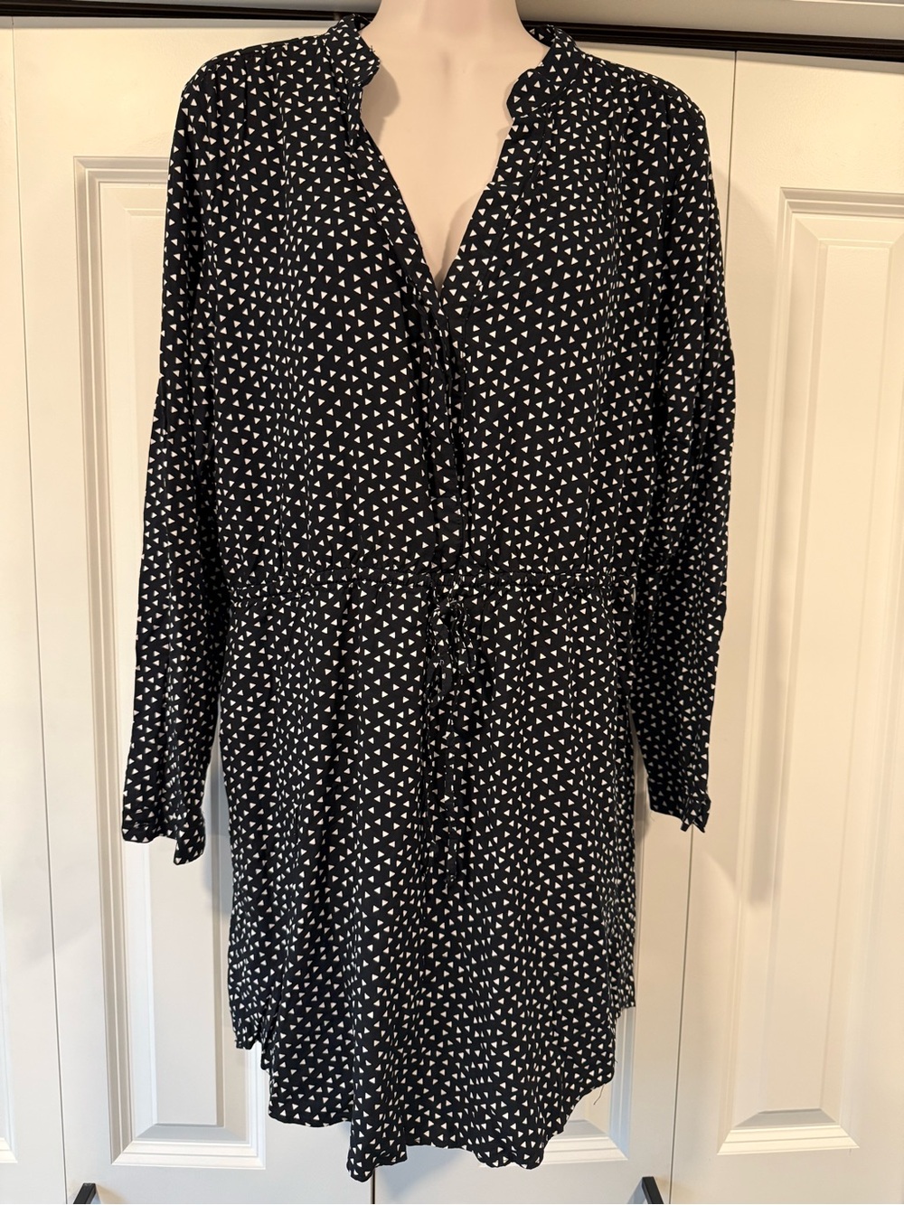 Gap black white geometric dress long sleeve medium m